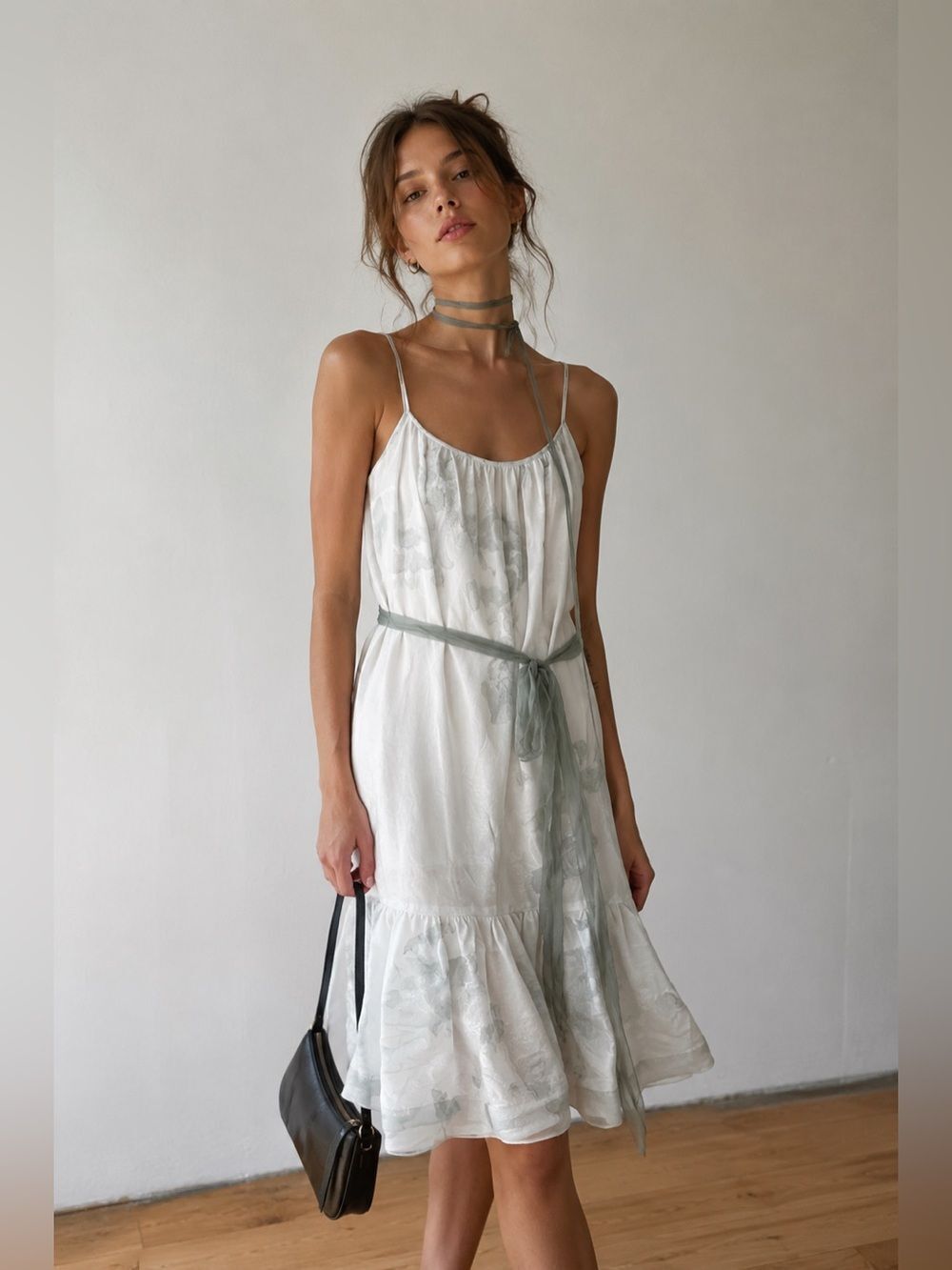 Elle Tahari Bohemian Cotton Embroidered Dress Size Medium White Gray Trim Lined